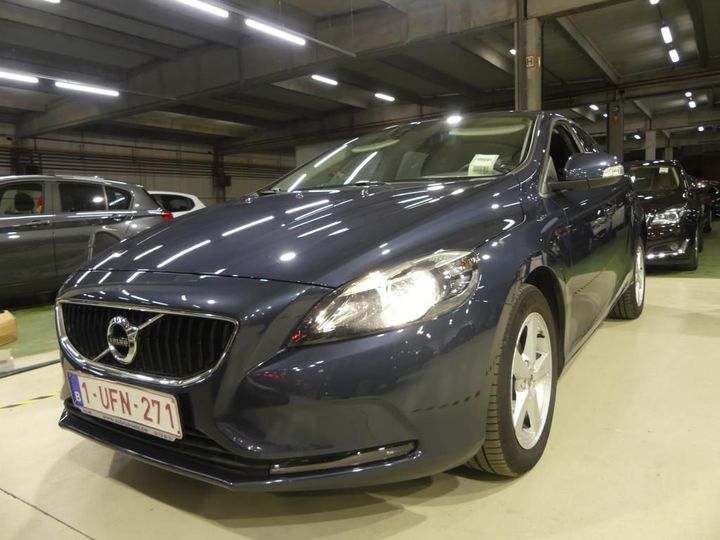 VOLVO V40 - 2016 2018 yv1mv7481j2510476