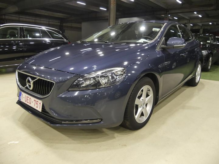 VOLVO V40 - 2016 2018 yv1mv7481j2513139