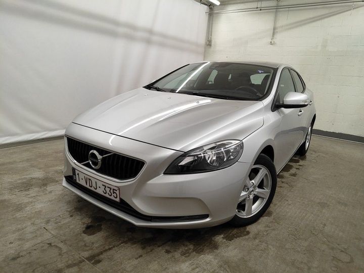 VOLVO V40 FL'16 2018 yv1mv7481j2514188