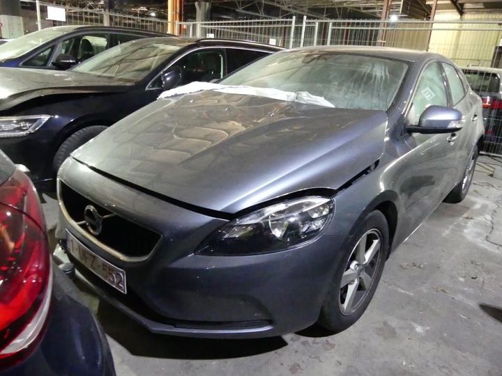 VOLVO V40 - 2016 2018 yv1mv7481j2515168