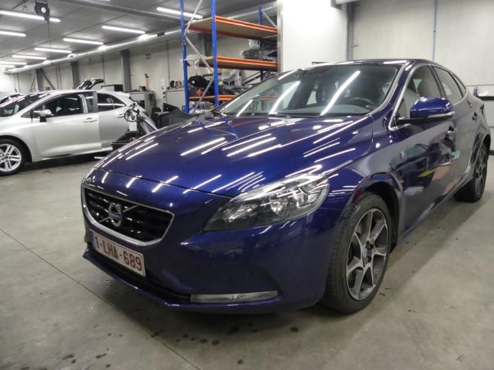 VOLVO V40 2015 yv1mv74l0g2301529