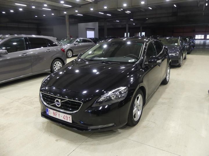 VOLVO V40 2016 yv1mv74l0g2327374