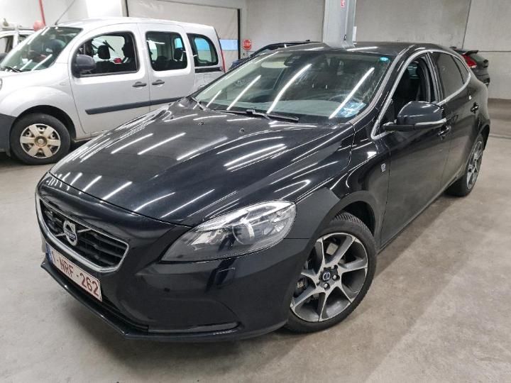 VOLVO V40 2016 yv1mv74l0g2341166