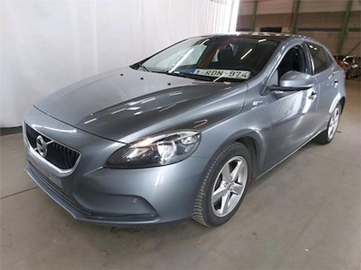 VOLVO V40 DIESEL - 2016 2016 yv1mv74l0h2404617