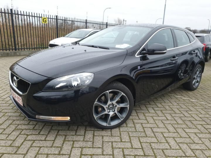 VOLVO V40 2017 yv1mv74l0h2410142