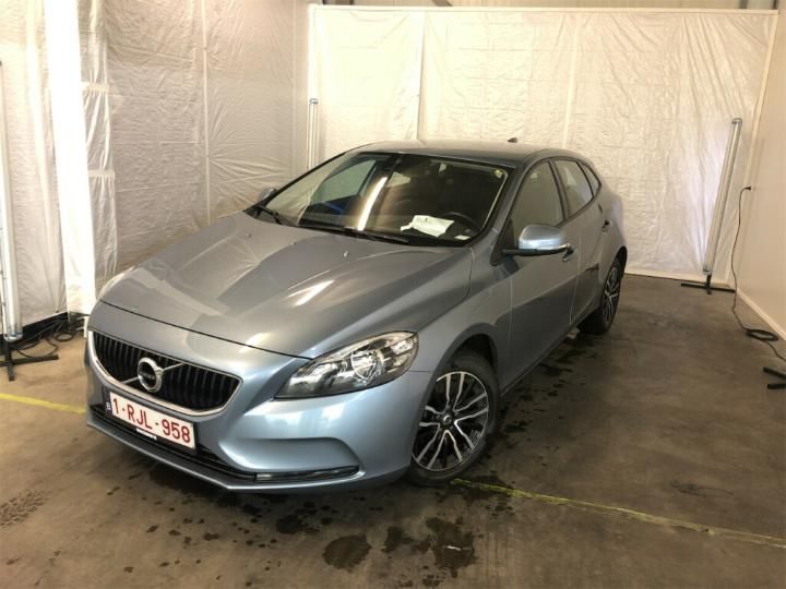 VOLVO V40 2017 yv1mv74l0h2412828