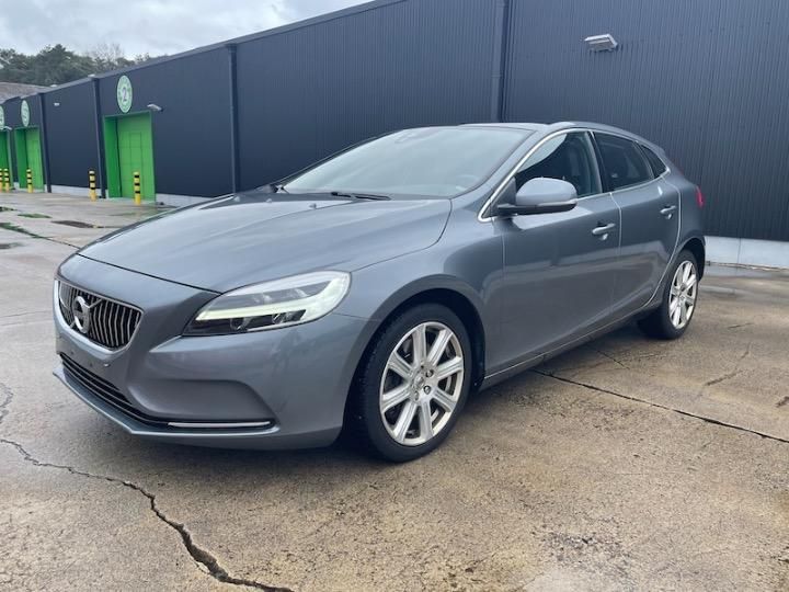 VOLVO V40 HATCHBACK 2017 yv1mv74l0h2417603