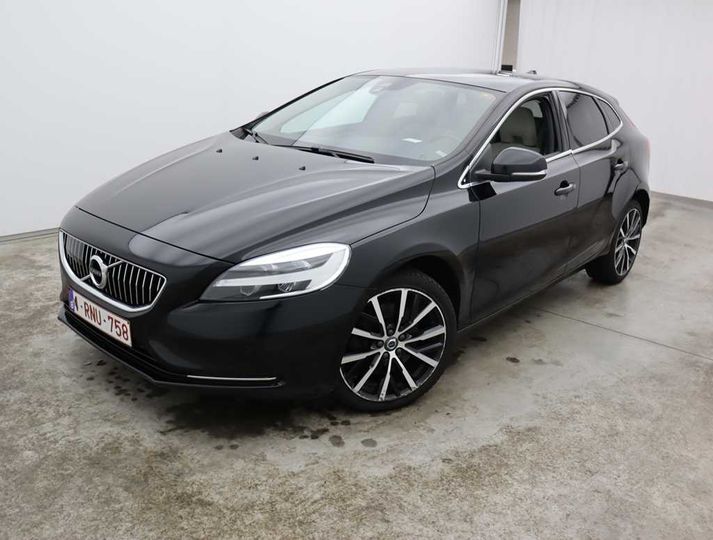 VOLVO V40 FL&#3916 2017 yv1mv74l0h2417664