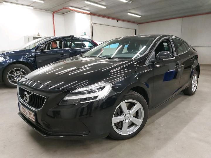 VOLVO V40 2017 yv1mv74l0h2422590