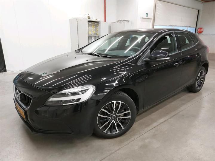 VOLVO V40 2018 yv1mv74l0j2507420