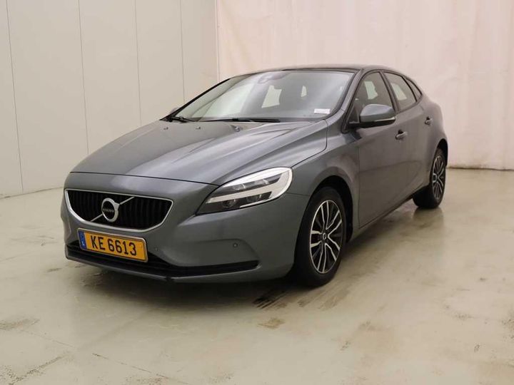 VOLVO V40 2018 yv1mv74l0j2509035