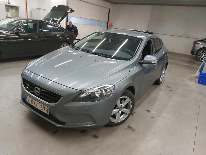 VOLVO V40 2015 yv1mv74l1g2289077