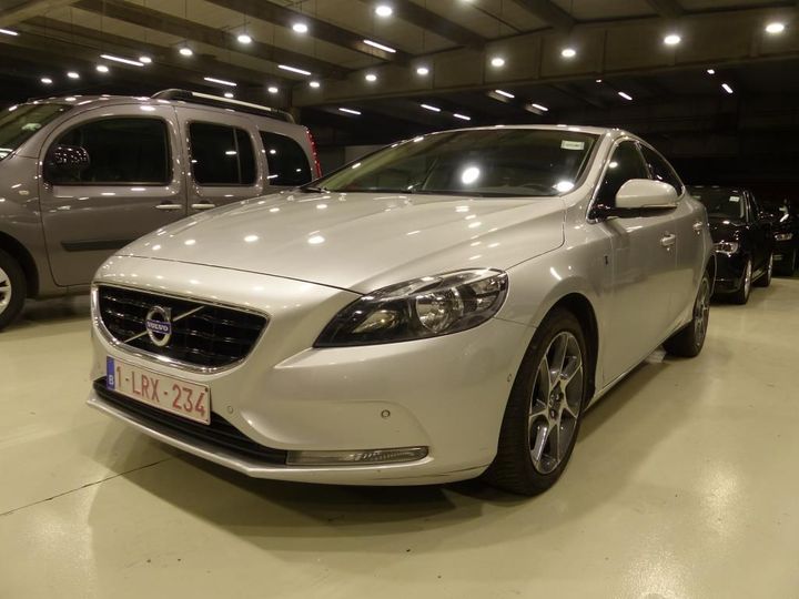 VOLVO V40 2015 yv1mv74l1g2311503