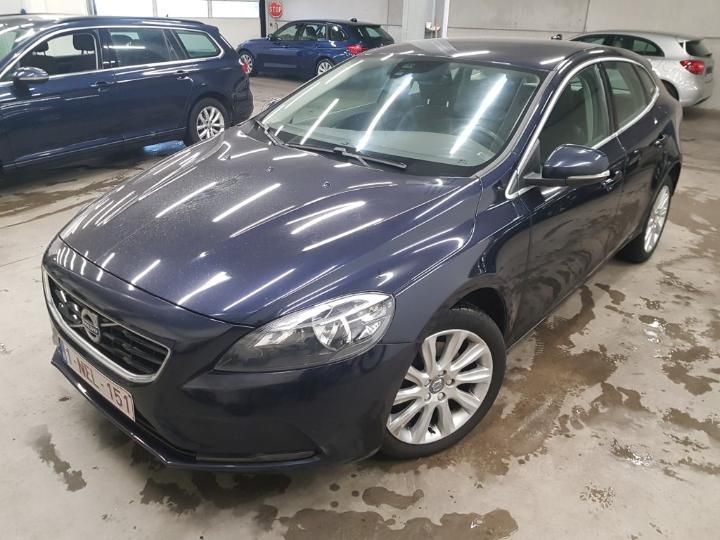 VOLVO V40 2016 yv1mv74l1g2326890