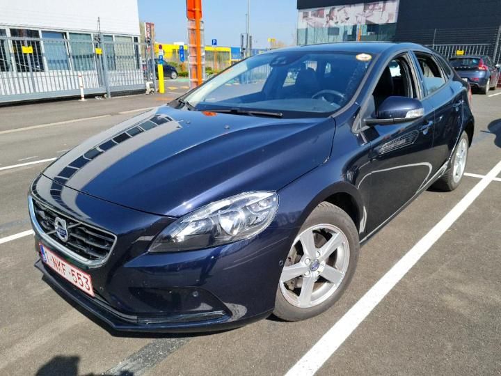 VOLVO V40 2016 yv1mv74l1g2327108