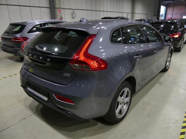 VOLVO V40 2016 yv1mv74l1h2361951