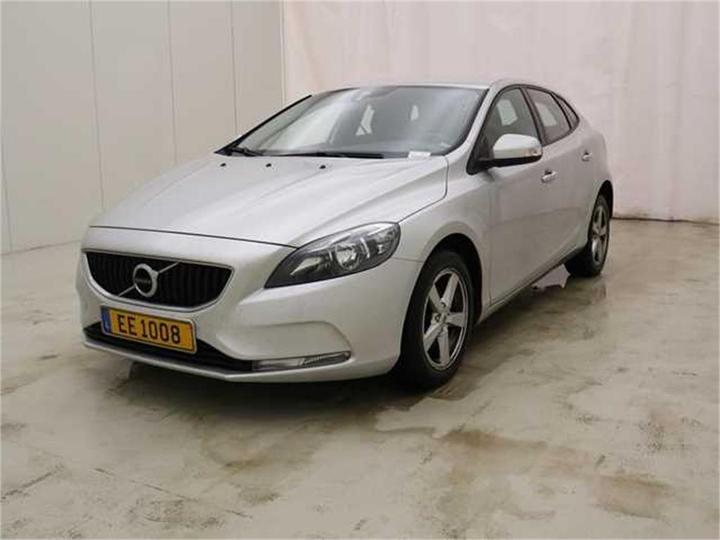 VOLVO V40 2016 yv1mv74l1h2370585