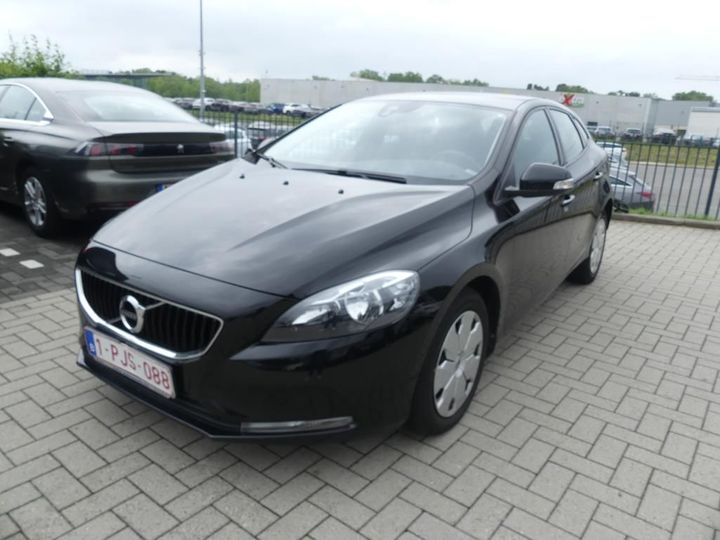 VOLVO V40 2016 yv1mv74l1h2379096