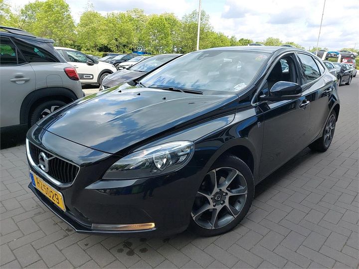 VOLVO V40 2016 yv1mv74l1h2392025