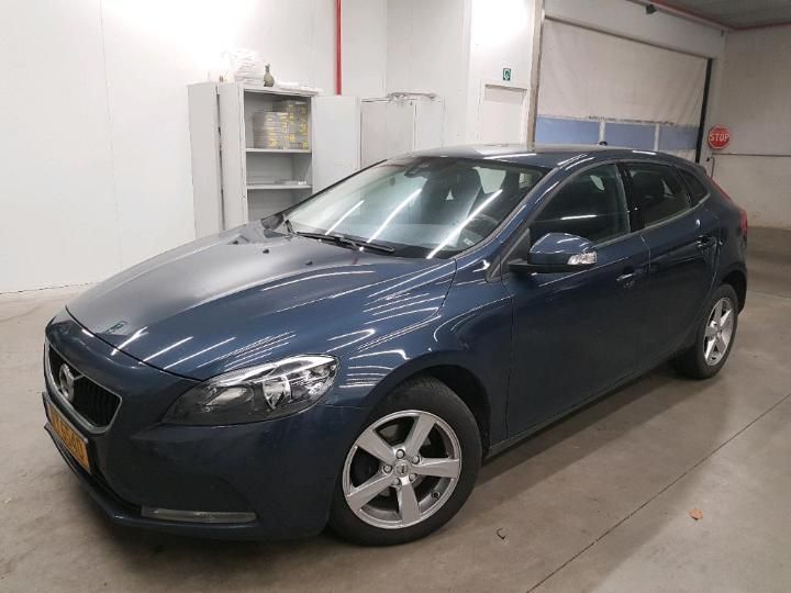 VOLVO V40 2016 yv1mv74l1h2399367