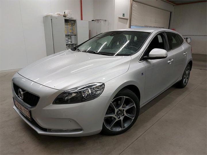 VOLVO V40 2017 yv1mv74l1h2399399