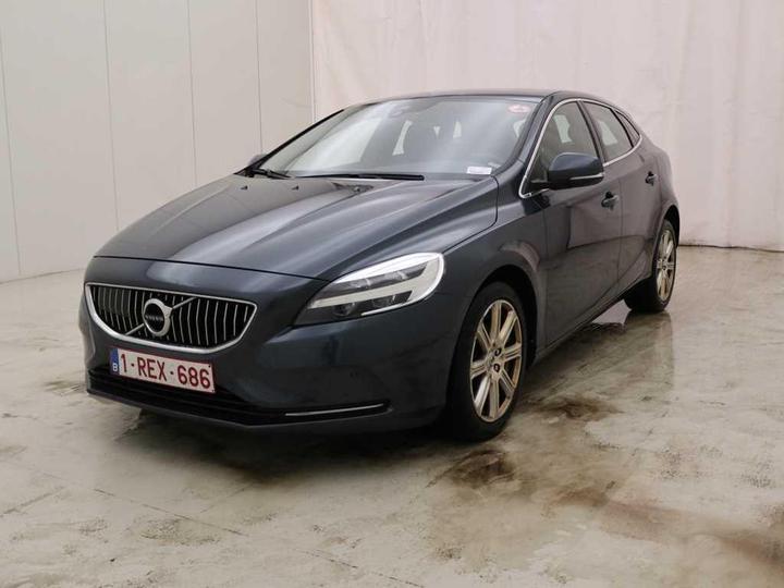 VOLVO V40 2016 yv1mv74l1h2407361