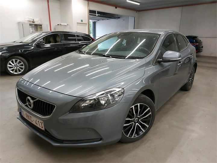 VOLVO V40 2017 yv1mv74l1h2414384