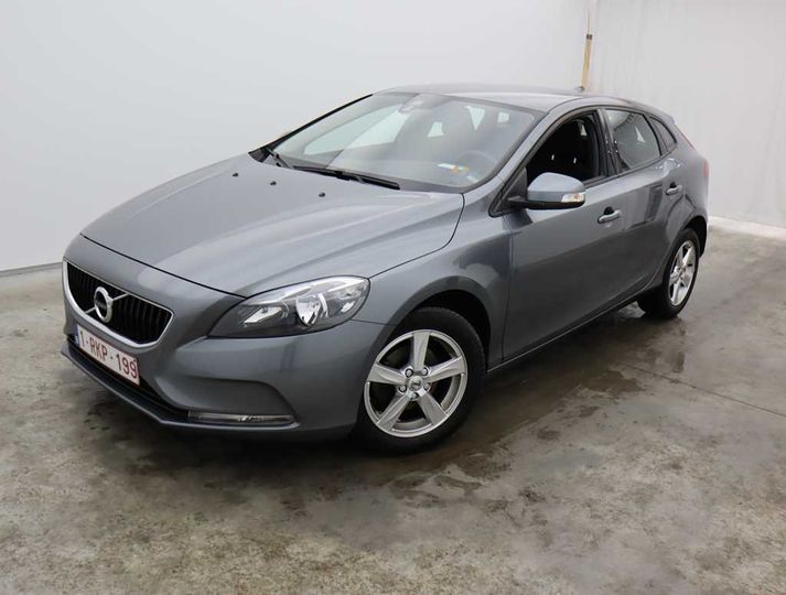 VOLVO V40 FL&#3916 2017 yv1mv74l1h2415282