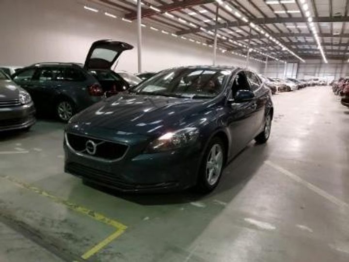 VOLVO V40 DIESEL - 2016 2017 yv1mv74l1h2416170