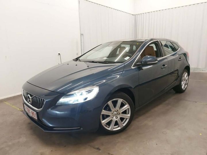 VOLVO V40 2017 yv1mv74l1h2420674