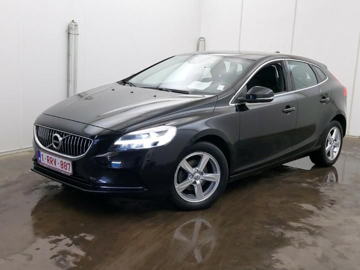 VOLVO V40 2017 yv1mv74l1h2421330