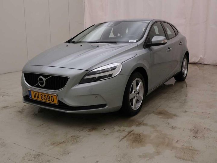 VOLVO V40 2017 yv1mv74l1h2421417