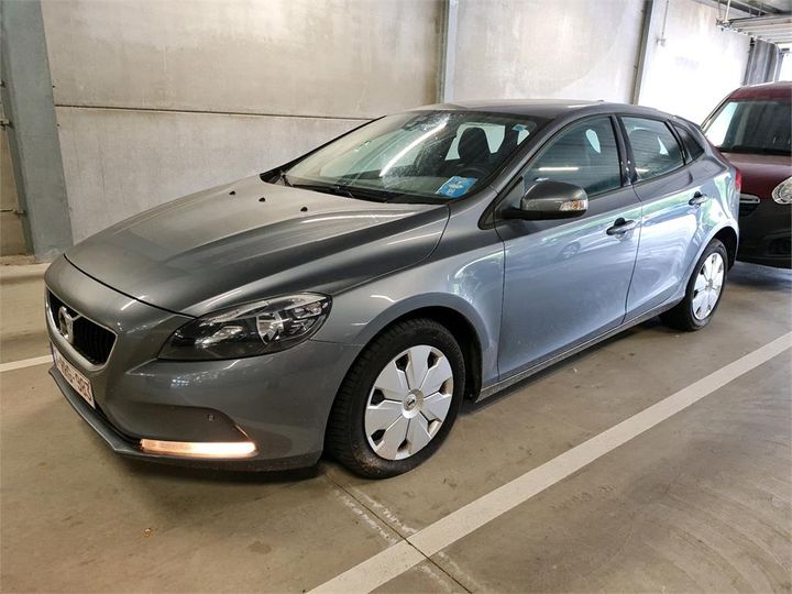 VOLVO V40 2017 yv1mv74l1h2422830