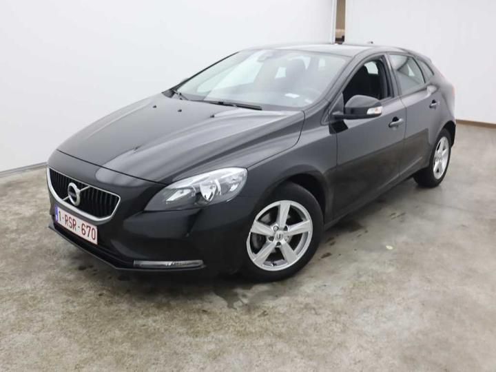 VOLVO V40 FL&#3916 2017 yv1mv74l1h2422844