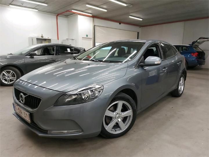 VOLVO V40 2017 yv1mv74l1h2425448