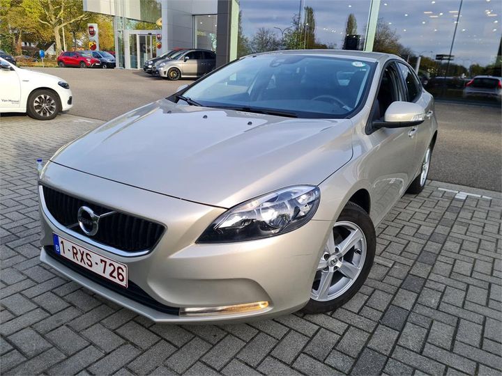 VOLVO V40 2017 yv1mv74l1h2429309