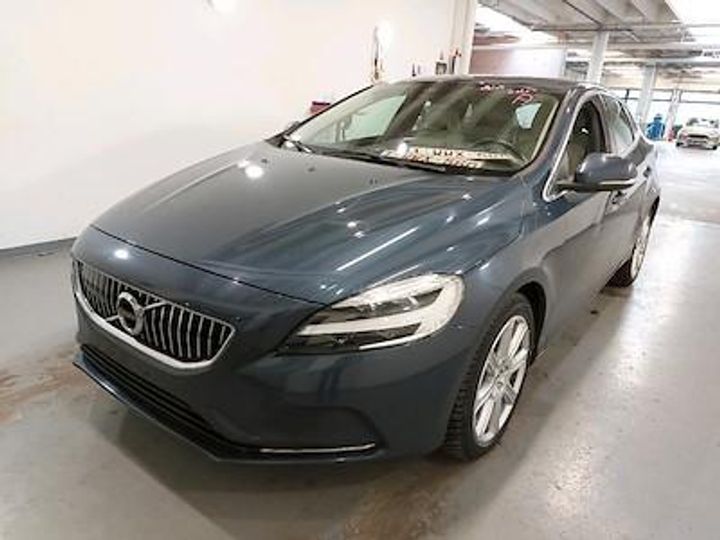 VOLVO V40 DIESEL - 2016 2017 yv1mv74l1h2441756