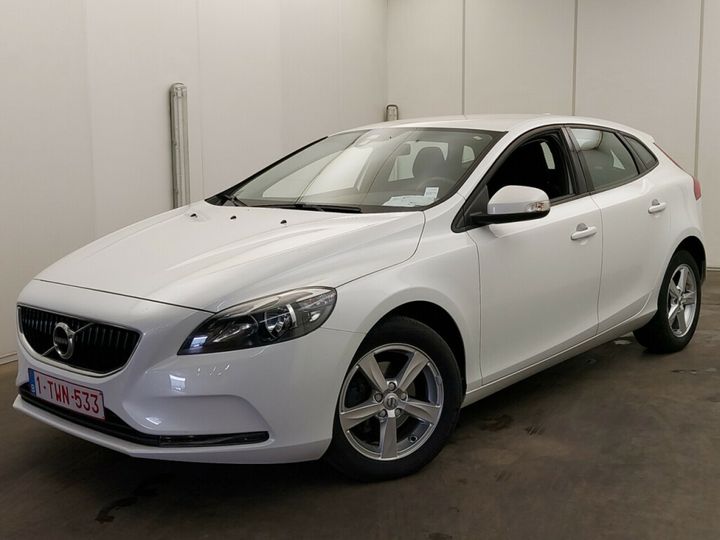 VOLVO V40 2017 yv1mv74l1j2446462