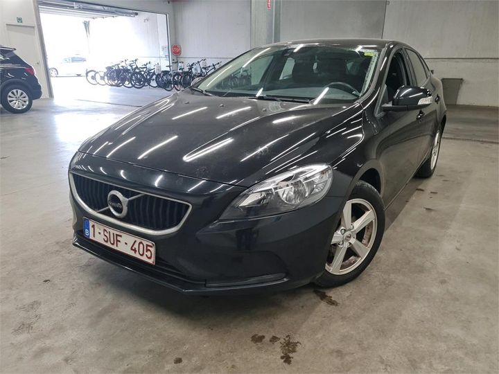 VOLVO V40 2017 yv1mv74l1j2453513