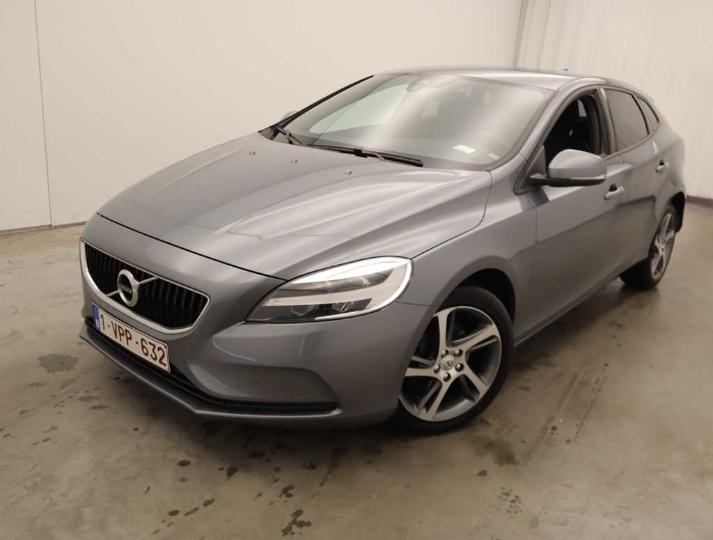 VOLVO V40 FL&#3916 2018 yv1mv74l1j2457114