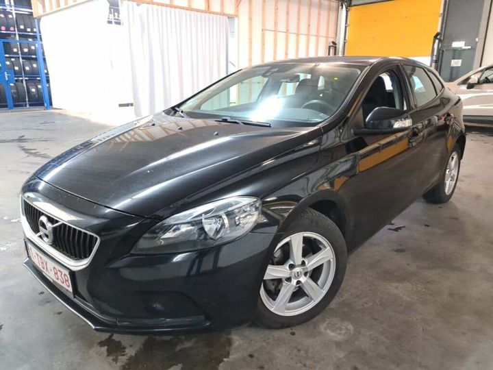 VOLVO V40 2017 yv1mv74l1j2460762