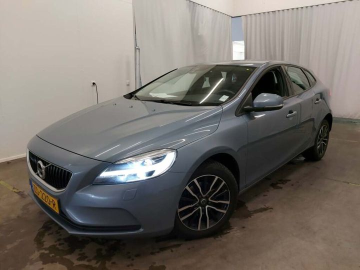 VOLVO V40 2017 yv1mv74l1j2474020