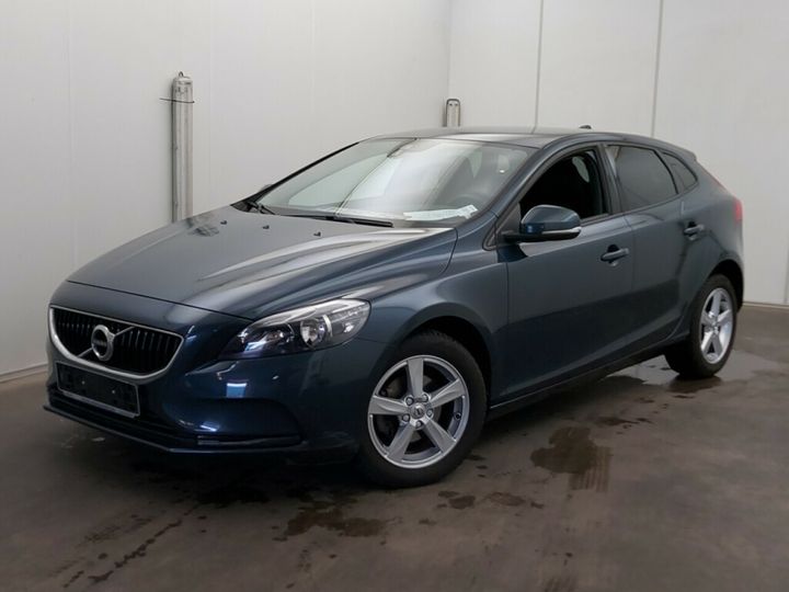 VOLVO V40 2017 yv1mv74l1j2477791