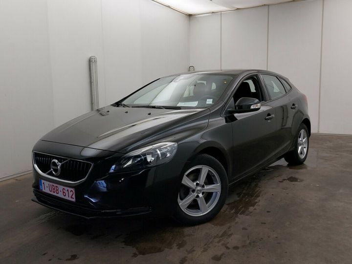 VOLVO V40 2018 yv1mv74l1j2496974