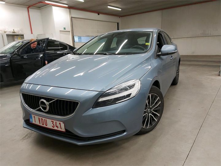 VOLVO V40 2018 yv1mv74l1j2509884