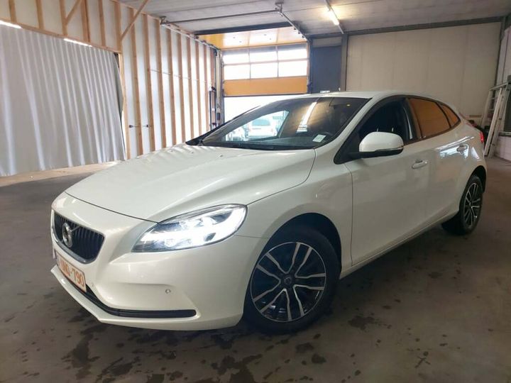 VOLVO V40 2018 yv1mv74l1j2513678