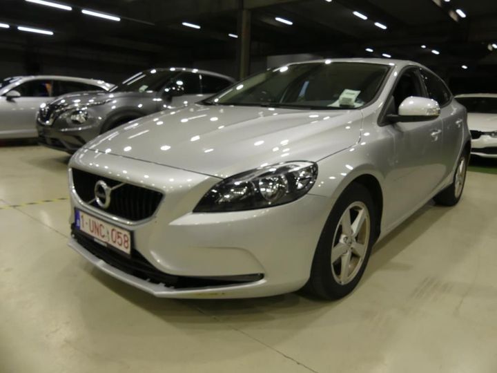 VOLVO V40 - 2016 2018 yv1mv74l1j2515156