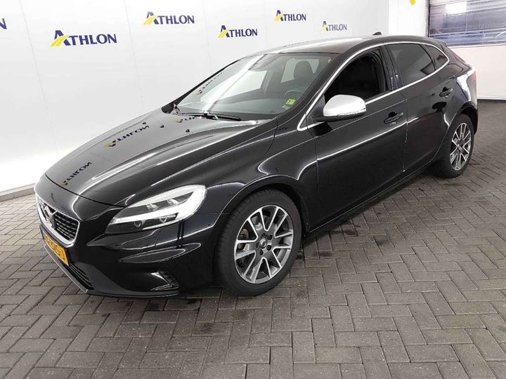 VOLVO V40 2016 yv1mv7980h2380415