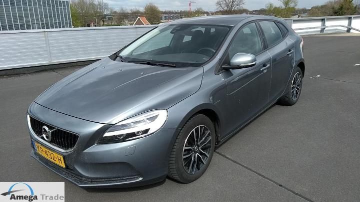 VOLVO V40 2016 yv1mv7980h2398518