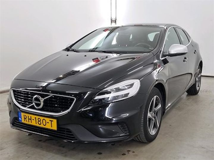 VOLVO V40 2017 yv1mv7980j2482642